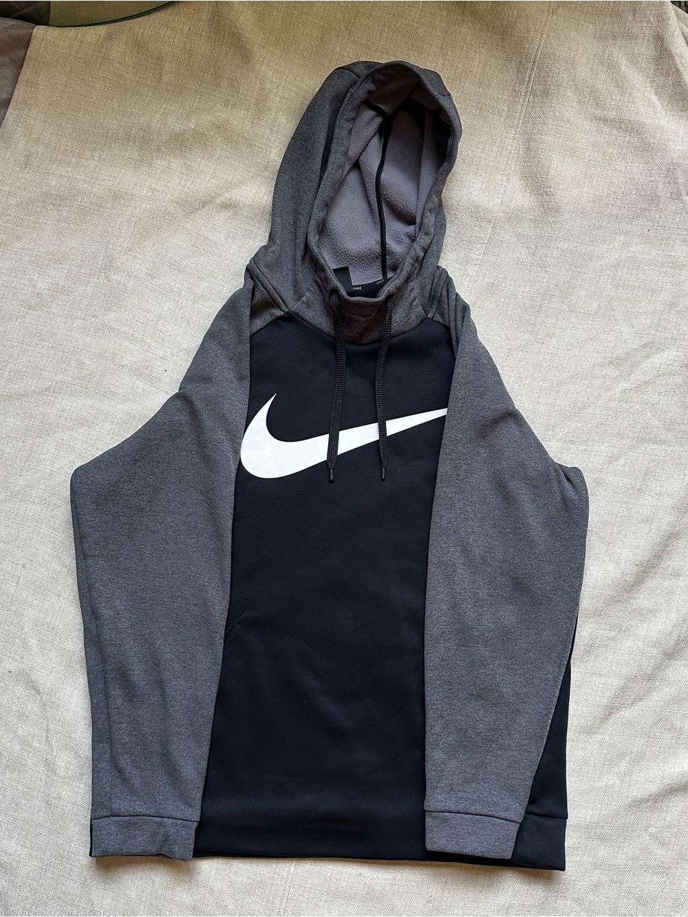 Nike Therma Swoosh Essential Hoodie Black Gray Dri-FIT Pullover